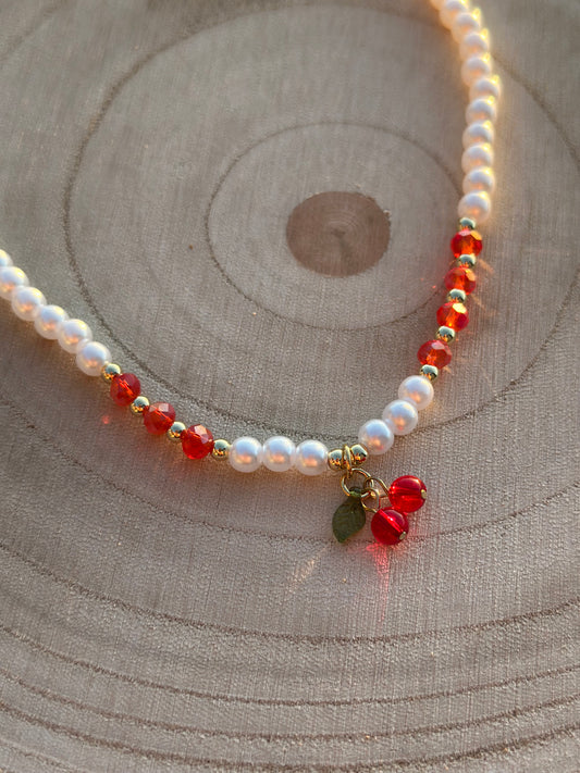 Perlenkette „Sweet Cherry“ – handgemacht mit Liebe 🍒